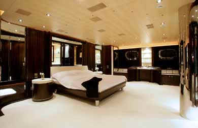 Yacht Parsifal III master bedroom