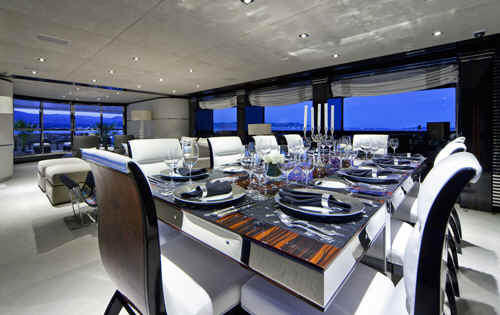 Yacht Manifiq Dining