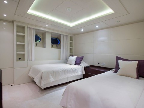 Yacht Rola twin stateroom